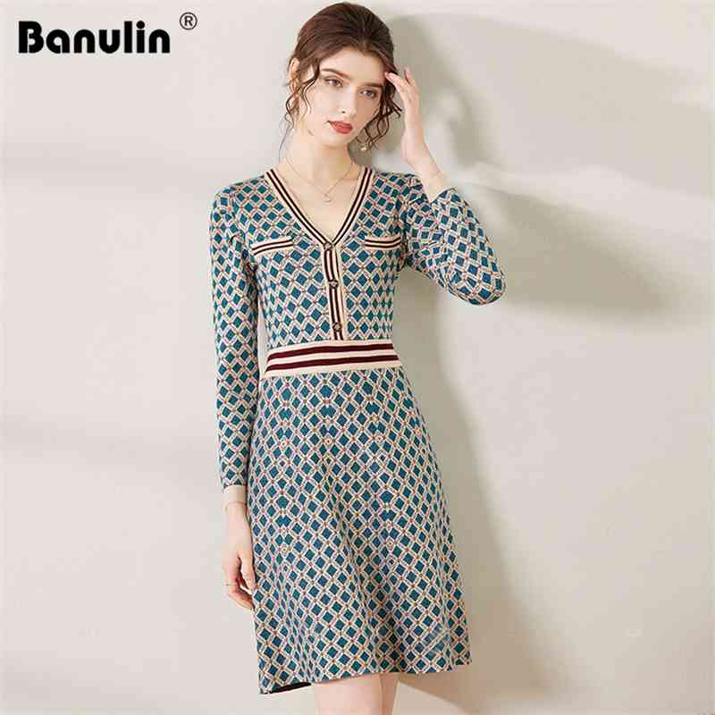 Banulin Autumn Winter Sweater Dress Women Long Sleeve Vintage Plaid Elegant Office Lady Warm Knitted 210603, Green
Banulin Autumn Winter Sweater Dress Women Long Sleeve Vintage Plaid Elegant Office Lady Warm Knitted 210603, Green