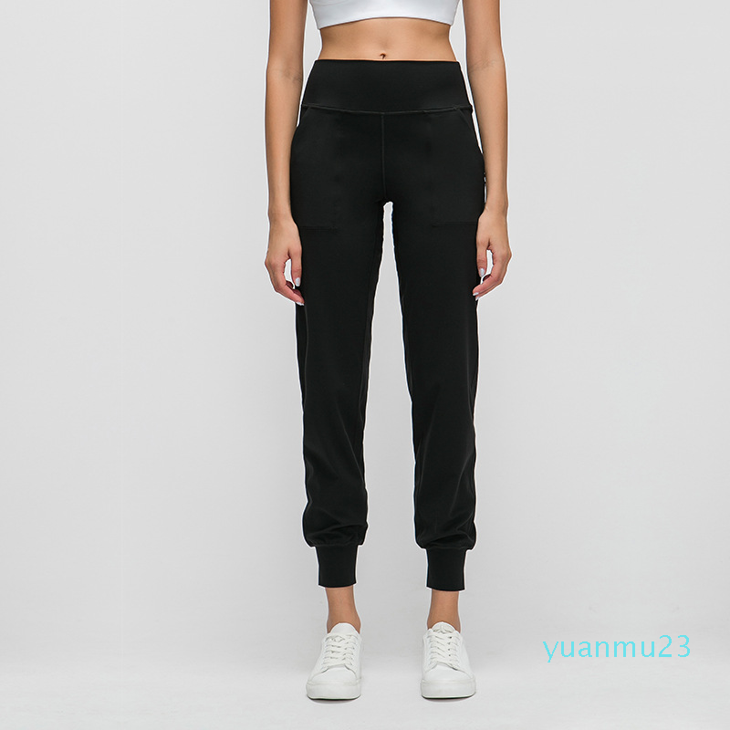 Naked-feel Fabric Loose Fit Sport Yoga Pants Workout Joggers Women Butter Soft Elastic Workout Gym Joggers with Two Side Pocket, Mix order(please mark the color)
Naked-feel Fabric Loose Fit Sport Yoga Pants Workout Joggers Women Butter Soft Elastic Workout Gym Joggers with Two Side Pocket, Mix order(please mark the color)