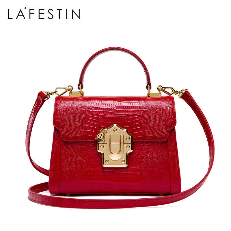 LA FESTIN Designer Serpentine Lock Handbag Split Leather Bag 2020 Fashion Women Bags Shoulder Luxury brands Bag bolsa crossbody K01, Black
LA FESTIN Designer Serpentine Lock Handbag Split Leather Bag 2020 Fashion Women Bags Shoulder Luxury brands Bag bolsa crossbody K01, Black