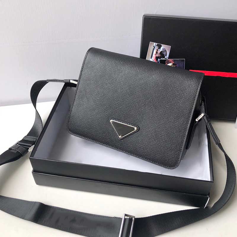 Fashion mens messenger bag classic black designer men shoulder bags luxury top quality casual handbag purse, Black2
Fashion mens messenger bag classic black designer men shoulder bags luxury top quality casual handbag purse, Black2