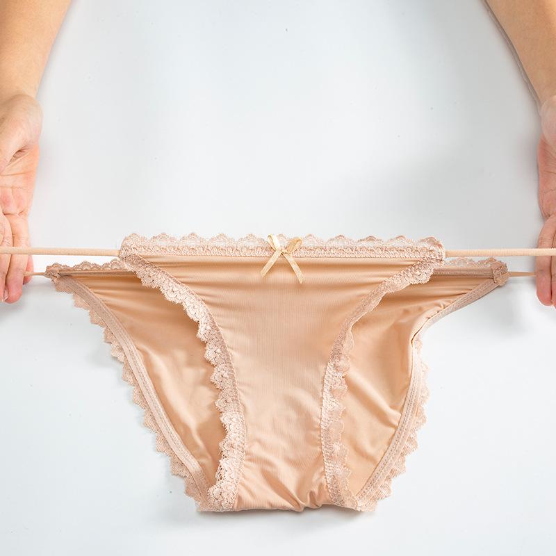 Women's Panties Selling Sexy Underwear Lace Pure Cotton Ice Silk Thin Belt Low Waist Ladies Summer Breathable Seamless Briefs, White
Women's Panties Selling Sexy Underwear Lace Pure Cotton Ice Silk Thin Belt Low Waist Ladies Summer Breathable Seamless Briefs, White