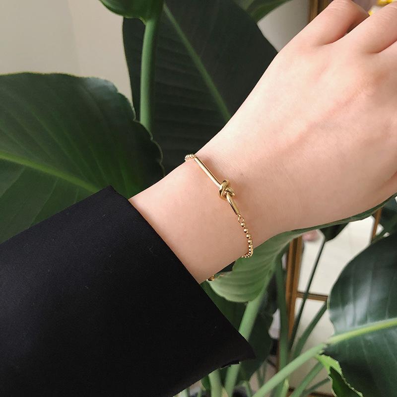 Charm Bracelets Knot Ins Retro Industrial Style Round Bead Splicing Bracelet Women's Titanium Steel Gold-plated Color Retention
Charm Bracelets Knot Ins Retro Industrial Style Round Bead Splicing Bracelet Women's Titanium Steel Gold-plated Color Retention