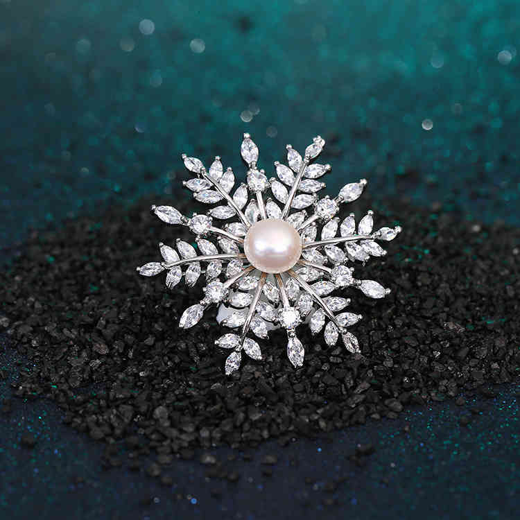 Freshwater Pearl Brooch Snowflake Series Clothes Accessories Exquisite