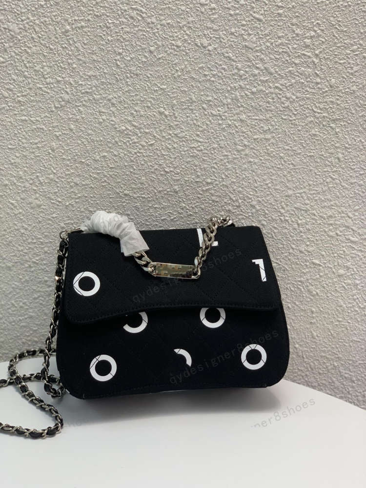 Woman black bag Denim with big letters screen logo designer handbags tote, Freight;please don't shoot
Woman black bag Denim with big letters screen logo designer handbags tote, Freight;please don't shoot
