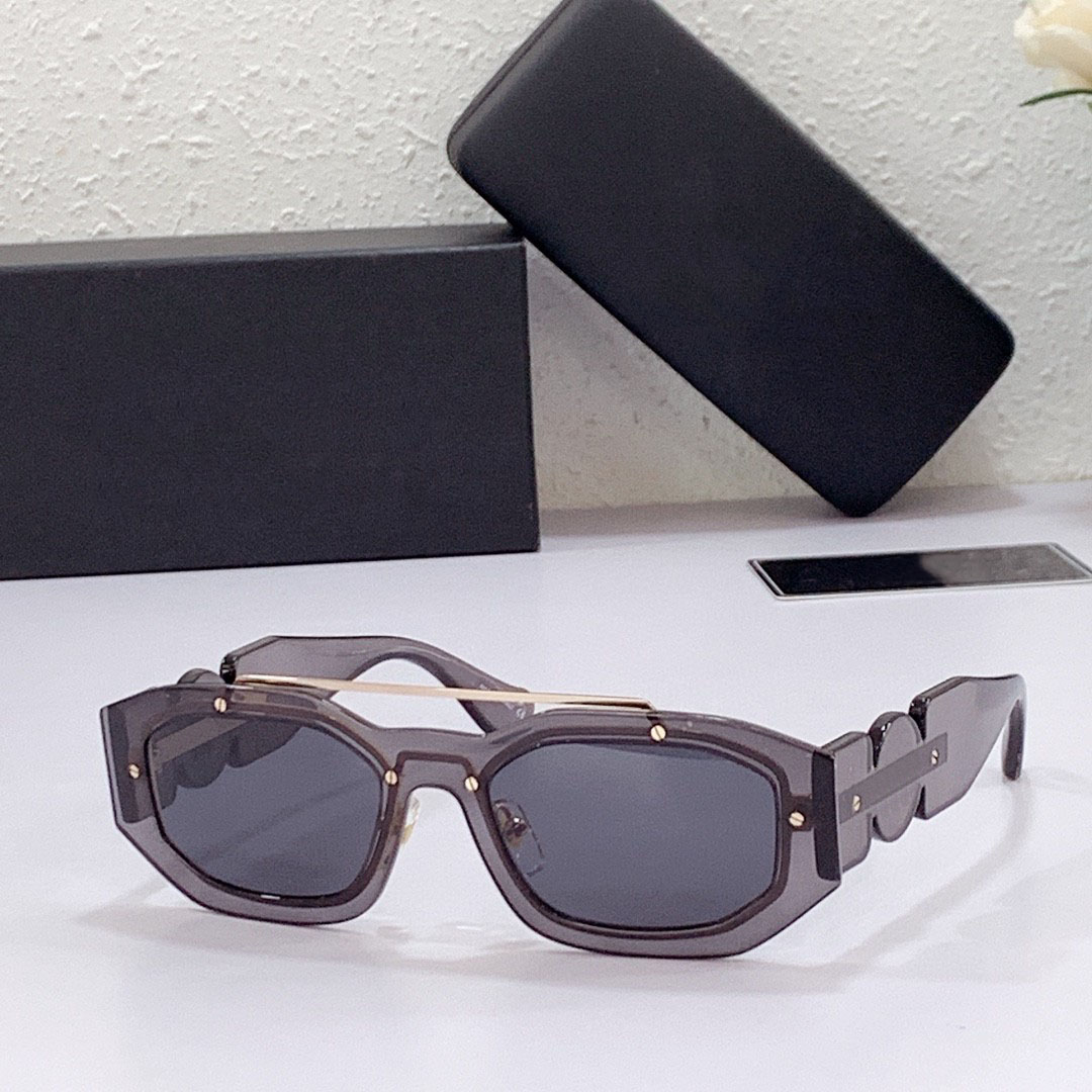 Top 2235 Original high quality Designer Sunglasses for mens famous fashionable retro luxury brand eyeglass Fashion design womens sunglasses with box
Top 2235 Original high quality Designer Sunglasses for mens famous fashionable retro luxury brand eyeglass Fashion design womens sunglasses with box