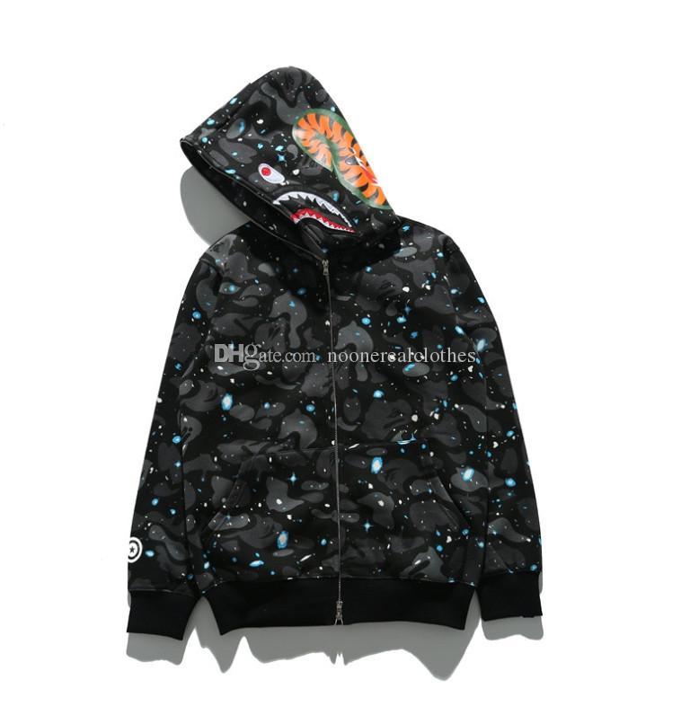 Mens designer shirts Jogger Tracksuit Pullover Sportwear Fleece Sweatshirt Bird OVO Drake Black Hip Hop Air Hoodie Luminous Supre Shark
Mens designer shirts Jogger Tracksuit Pullover Sportwear Fleece Sweatshirt Bird OVO Drake Black Hip Hop Air Hoodie Luminous Supre Shark