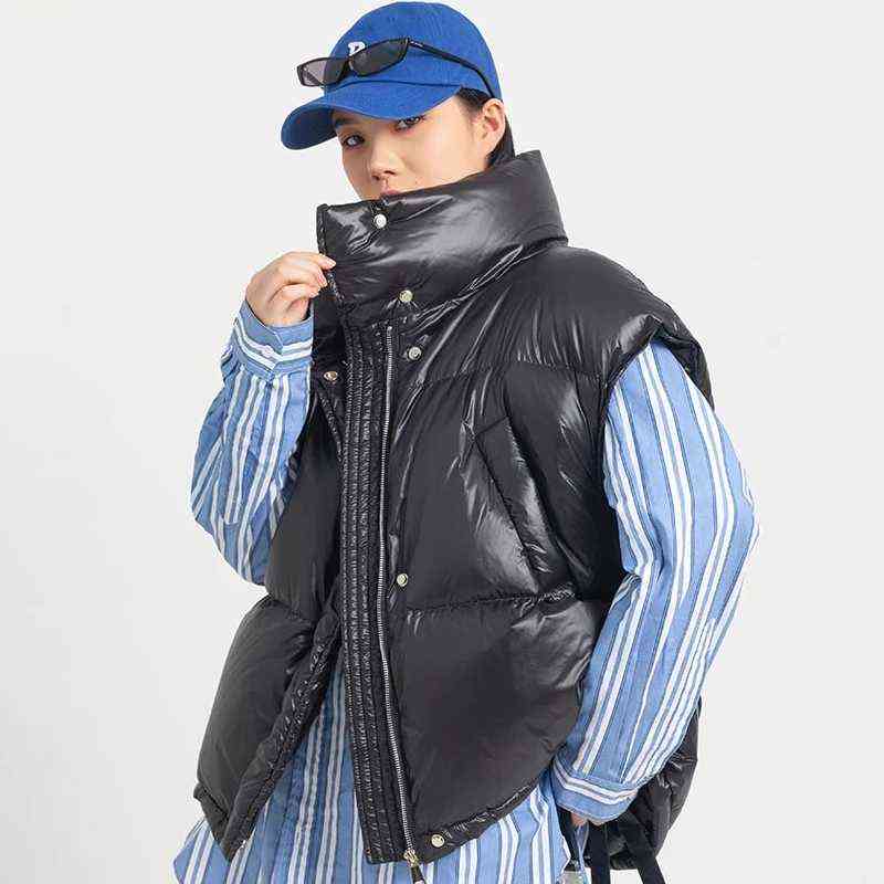 Autumn Winter Women Duck Down Jacket Vest Female Short Thick Warm Coat Windproof Sleeveless Waistcoat With Bag Outwear 211120