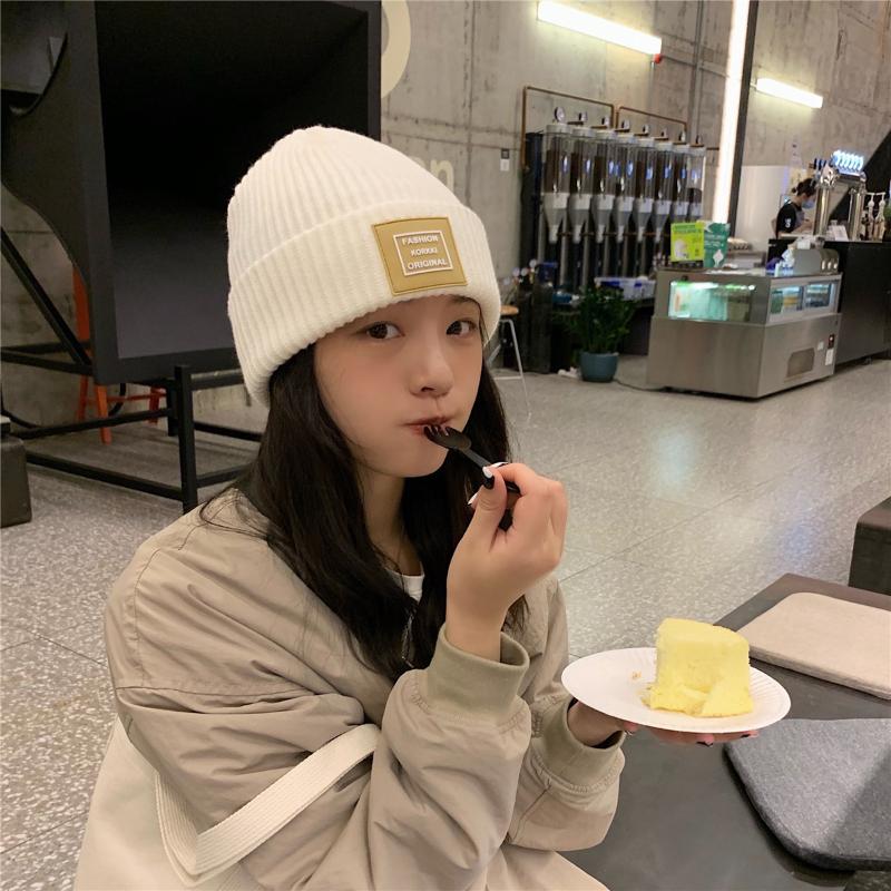 Berets 2021 Retro Warm Wild Wool Hat Female Autumn And Winter Korean Version Ins Label Knitted Letter Beanie Gorros, White
Berets 2021 Retro Warm Wild Wool Hat Female Autumn And Winter Korean Version Ins Label Knitted Letter Beanie Gorros, White