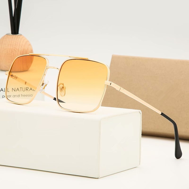 2021 women fashion branded sunglasses for womens luxury designer sunglass top brand mens stylish Oversize Square shades glassess polarized eyeglass UV eyeglasses
2021 women fashion branded sunglasses for womens luxury designer sunglass top brand mens stylish Oversize Square shades glassess polarized eyeglass UV eyeglasses