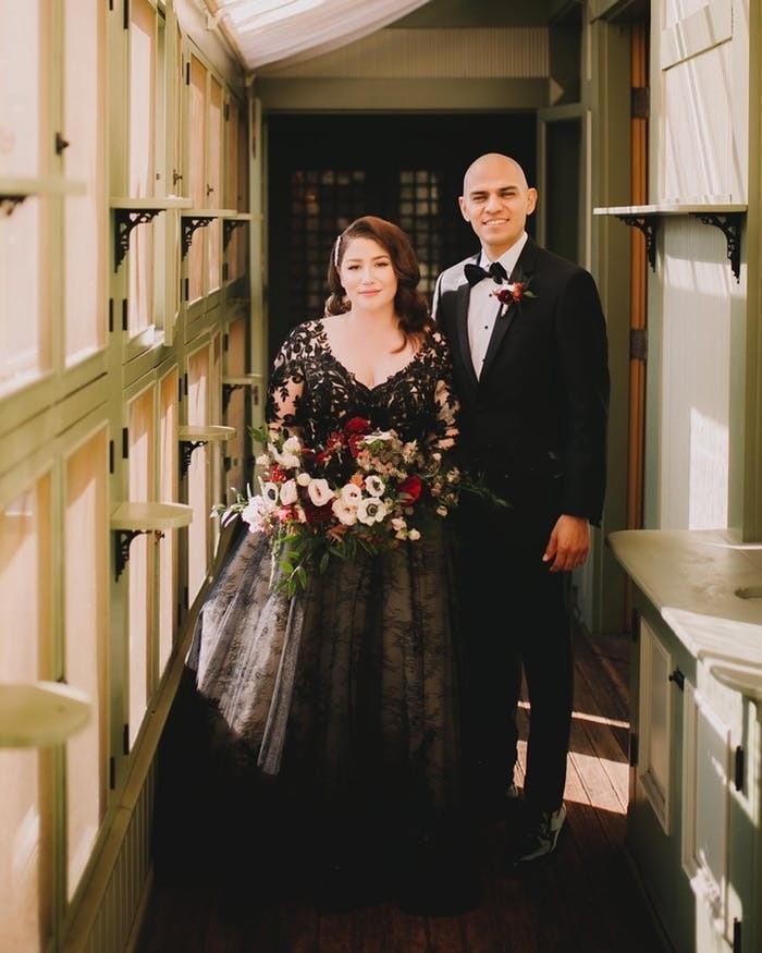 Black Gothic Wedding Dresses with Long Sleeve 2022 Full Lace Retro Plus Size Sweep Train Bohemian Country Bridal Dress Robes