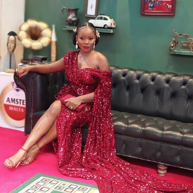 Sparkle Burgundy Mermaid Formal Evening Dresses Side Split Sequined Off Shoulder One Long Sleeve Prom Party Gowns African Celebrity Dress