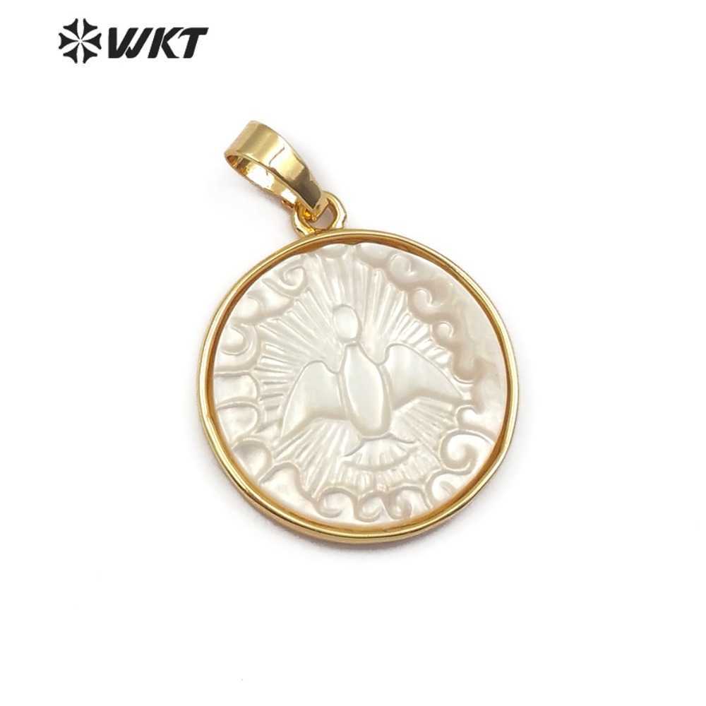 WT-JP091 Natural Pearl Shell Bird Pattern Gold Bezel Pendant Can Be Used As A Necklace Accessories For Women's
WT-JP091 Natural Pearl Shell Bird Pattern Gold Bezel Pendant Can Be Used As A Necklace Accessories For Women's