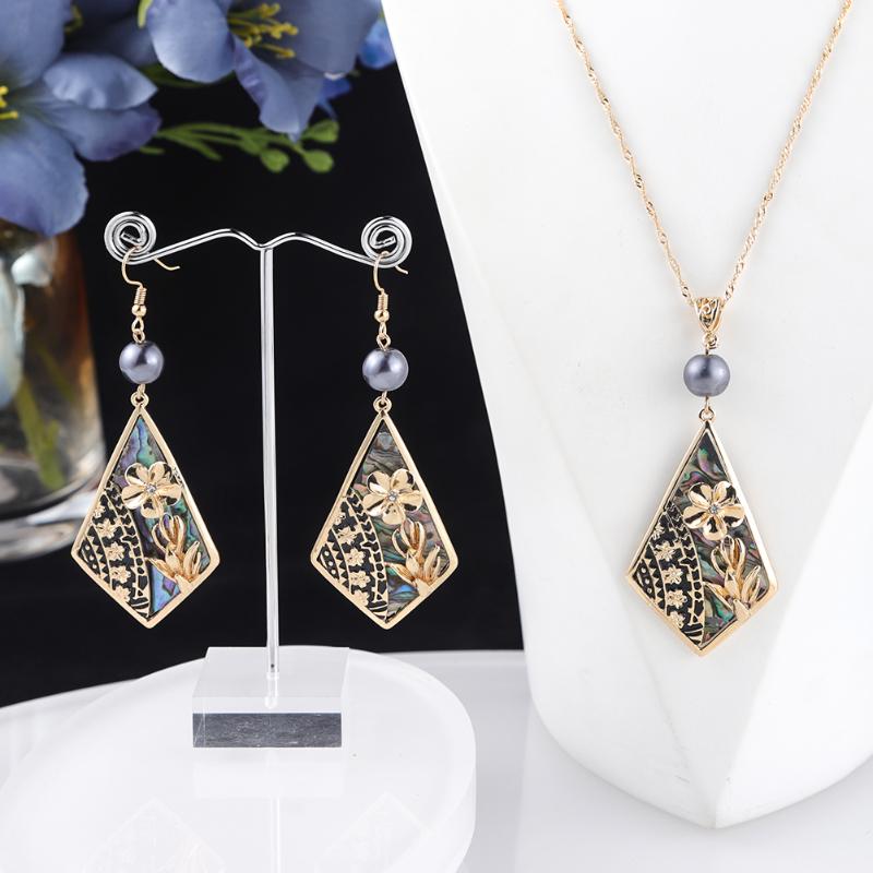Earrings & Necklace SophiaXuan Flower Female Set Abalone Shell Pendant And Polynesian Blue Necklaces For Women 2021, As pic
Earrings & Necklace SophiaXuan Flower Female Set Abalone Shell Pendant And Polynesian Blue Necklaces For Women 2021, As pic