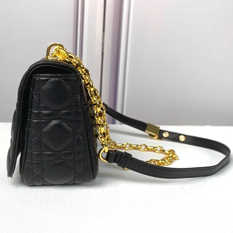 Luxury Designer Hand Bags ladies one shoulder Crossbody chain bag Top genuine leather women flip wallet with box wholesale, White 
Luxury Designer Hand Bags ladies one shoulder Crossbody chain bag Top genuine leather women flip wallet with box wholesale, White