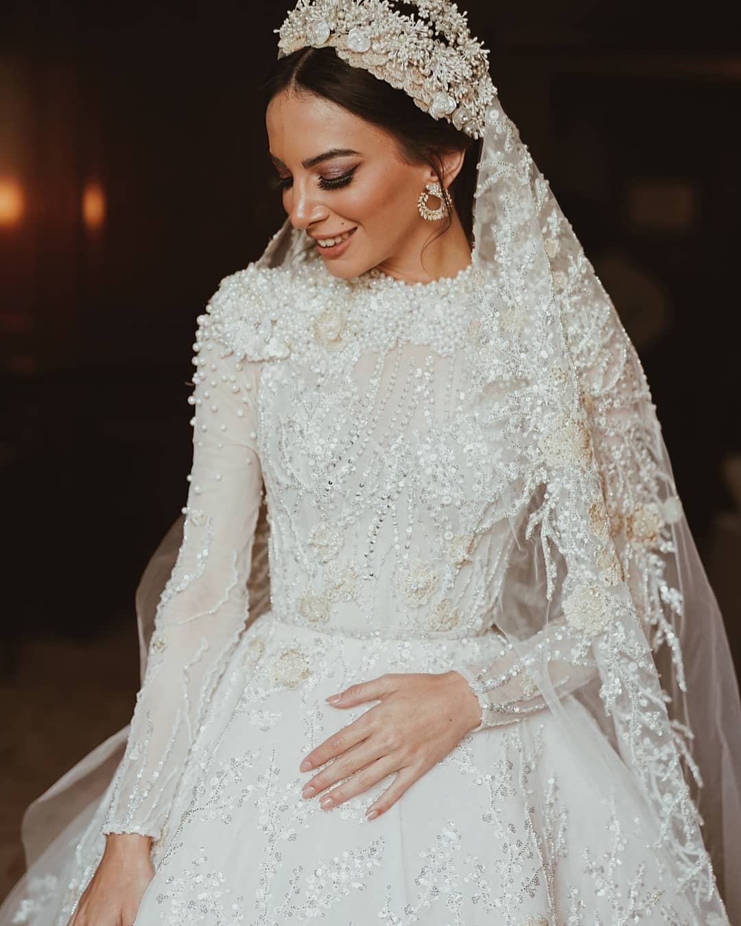 2021 Plus Size Arabic Aso Ebi Luxurious Lace Beaded Wedding Dresses Pearls Long Sleeves Bridal Dresses Vintage Wedding Gowns ZJ254