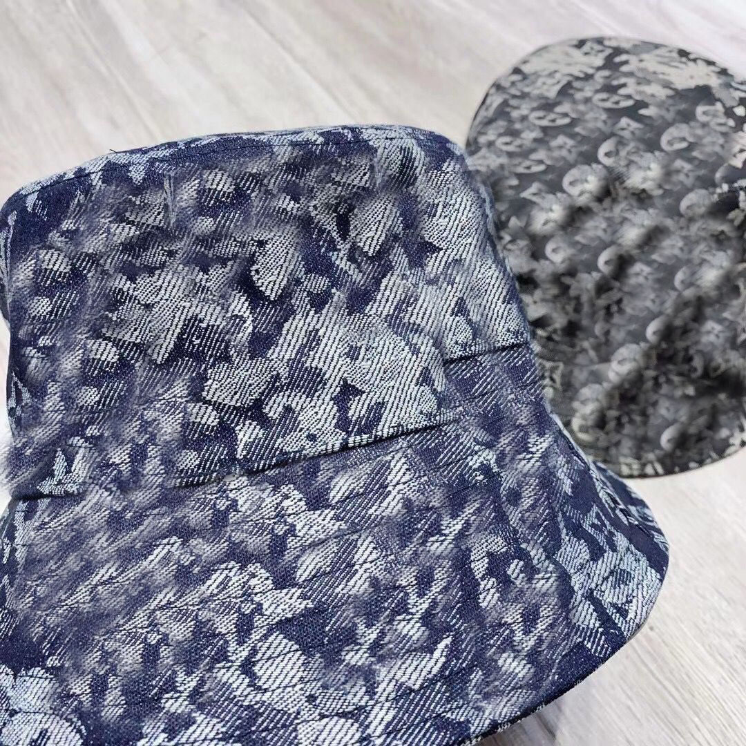 Fashion Letters Print Mens and Women Bucket Hats Baseball Cap Golf Hat Snapback Beanie Skull Caps Stingy Brim Top Quality For Gift, Blue;gray
Fashion Letters Print Mens and Women Bucket Hats Baseball Cap Golf Hat Snapback Beanie Skull Caps Stingy Brim Top Quality For Gift, Blue;gray
