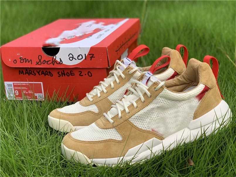 2021 Top Tom Sachs x Mars Yard 2.0 TS Men Women Outdoor Shoes Natural Sport Red Maple Joint Limited Sneakers With Original box
2021 Top Tom Sachs x Mars Yard 2.0 TS Men Women Outdoor Shoes Natural Sport Red Maple Joint Limited Sneakers With Original box