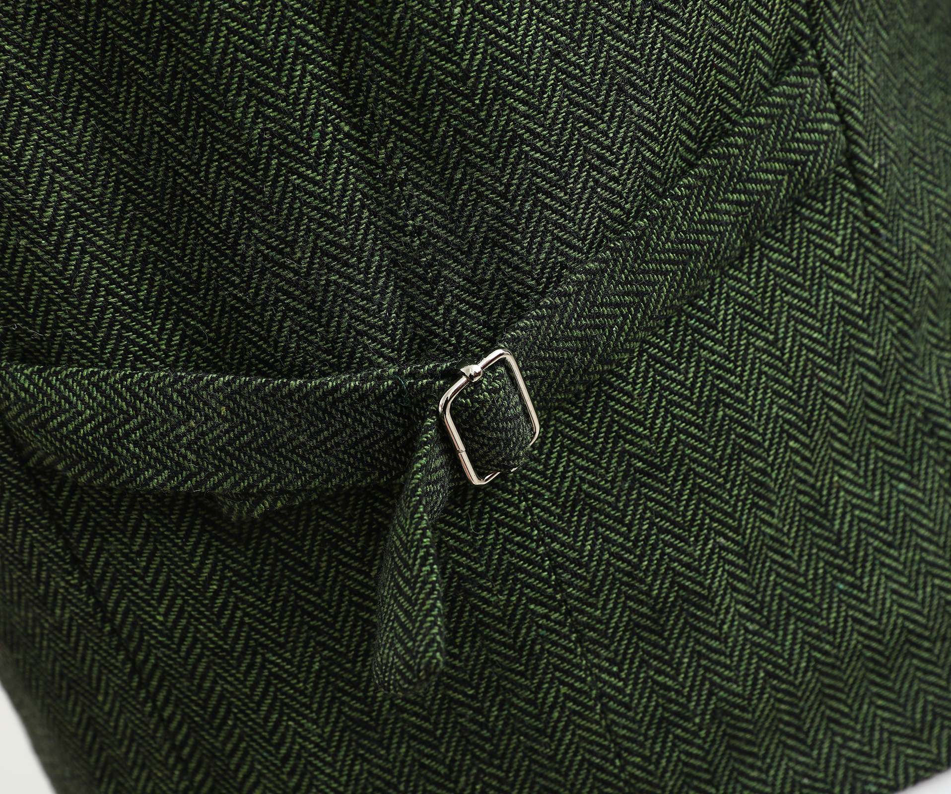 2023 Modest Dark Green Wedding Groom Vests Wool Herringbone Tweed Vests Groomsmen Vest Mens Suit Vest Prom Blazers Waistcoat Plus Size