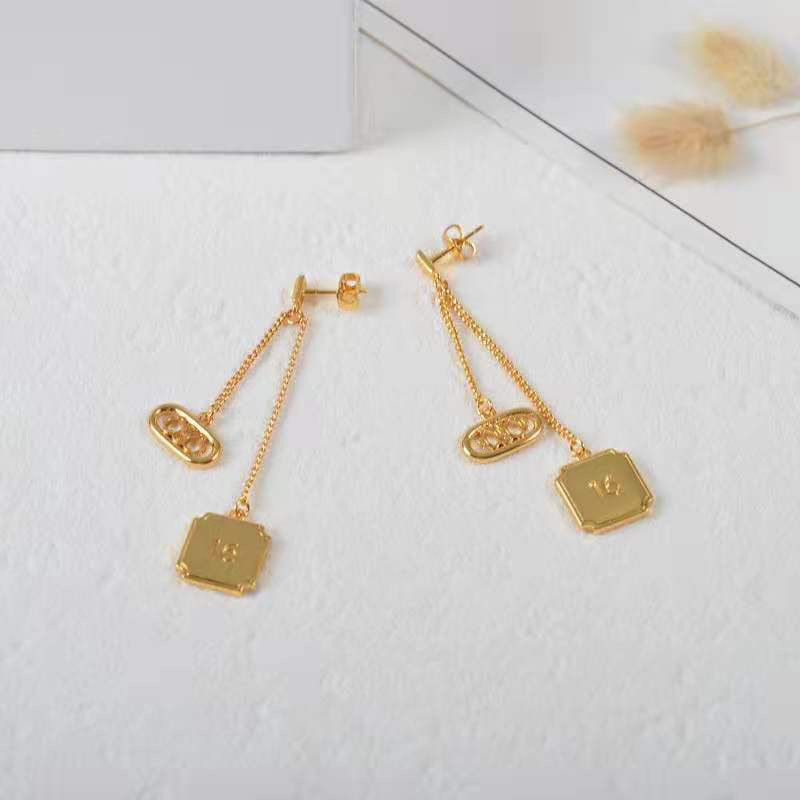 2021 New Arc De Triomphe Long Female Celi Race Home New Simple Square Pendant Earrings, Silver
2021 New Arc De Triomphe Long Female Celi Race Home New Simple Square Pendant Earrings, Silver