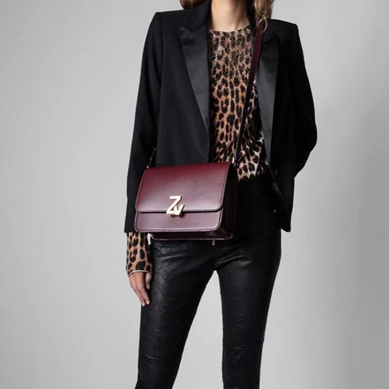 Waist Bags Genuine Leather Messenger Bag For Women Letter Buckle Wing Decoration All-Match Fashion Lady Single Shoulder 2021
Waist Bags Genuine Leather Messenger Bag For Women Letter Buckle Wing Decoration All-Match Fashion Lady Single Shoulder 2021
