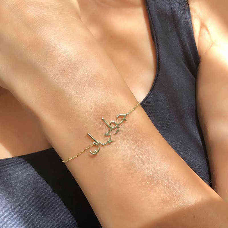 Bracelet for Women Man Custom Arabic Name Couple Personalized Jewelry Pulsera Islam Holiday Stainless Steel Nameplate Gift 2020
Bracelet for Women Man Custom Arabic Name Couple Personalized Jewelry Pulsera Islam Holiday Stainless Steel Nameplate Gift 2020