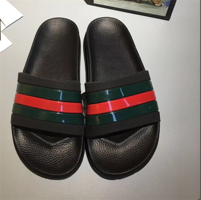 2020 With box High Quality Slipper Sandals Slides Casual shoes Slipper Sandals Shoes Huaraches Flip Flops Loafers Scuffs Size:35-45, Black
2020 With box High Quality Slipper Sandals Slides Casual shoes Slipper Sandals Shoes Huaraches Flip Flops Loafers Scuffs Size:35-45, Black