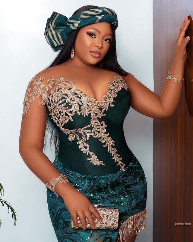 2022 Plus Size Arabic Aso Ebi Dark Green Sexy Prom Dresses Lace Beaded Vintage Evening Formal Party Second Reception Birthday Engagement Gowns Dress Z