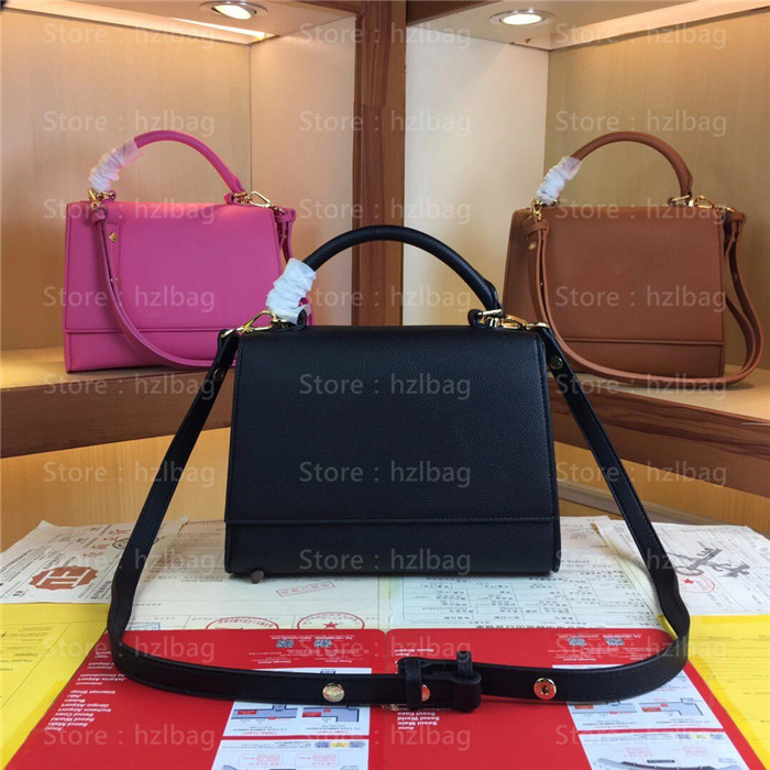 Twist One Handle PM handbag M57093 Cross Body Bag Black twist-lock colored leather designers Womens Handbags Purses, Color 03
Twist One Handle PM handbag M57093 Cross Body Bag Black twist-lock colored leather designers Womens Handbags Purses, Color 03