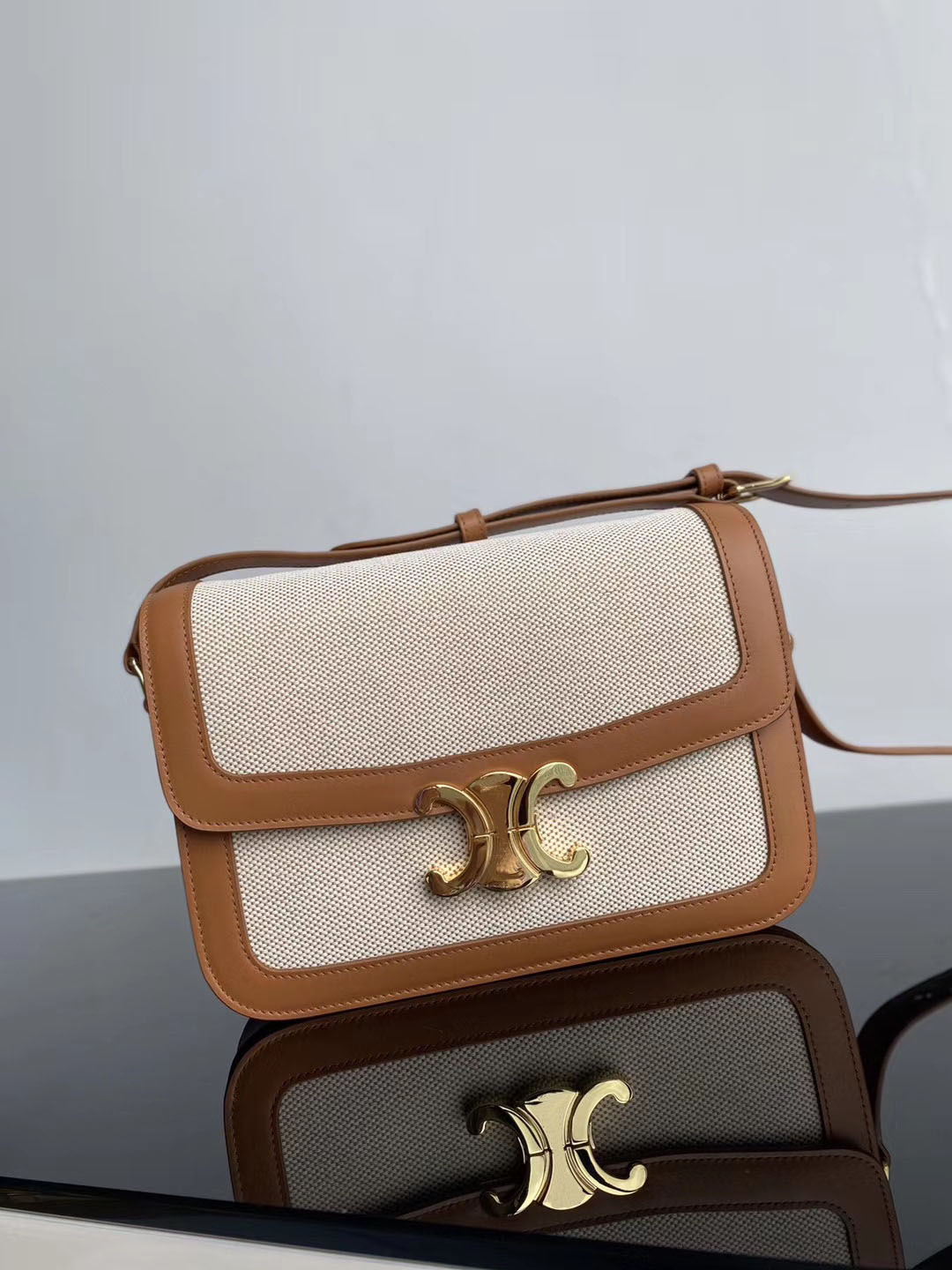 2021 Spring Summer Crazy Sales Fashion C Brand Triomphe Luxury calfskin Shoulder Bag Handbags Flax Designs Designer Totes Free Delivery, Khaki
2021 Spring Summer Crazy Sales Fashion C Brand Triomphe Luxury calfskin Shoulder Bag Handbags Flax Designs Designer Totes Free Delivery, Khaki