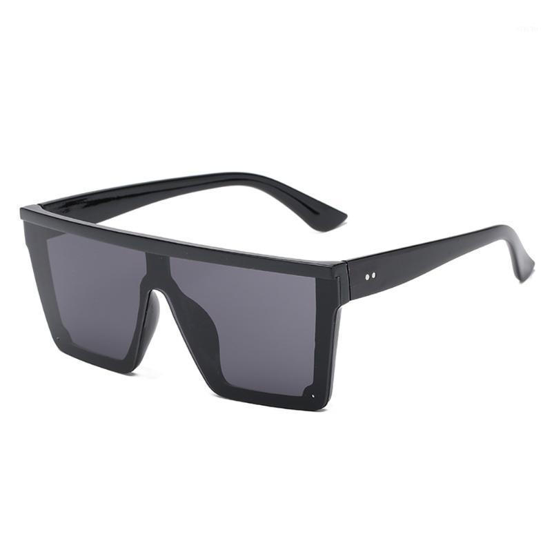 Sunglasses Vintage Oversized Square Men Women Brand Designer Flat Top Fashion One Piece Lens Sun Glasses For Female Shades UV400
Sunglasses Vintage Oversized Square Men Women Brand Designer Flat Top Fashion One Piece Lens Sun Glasses For Female Shades UV400