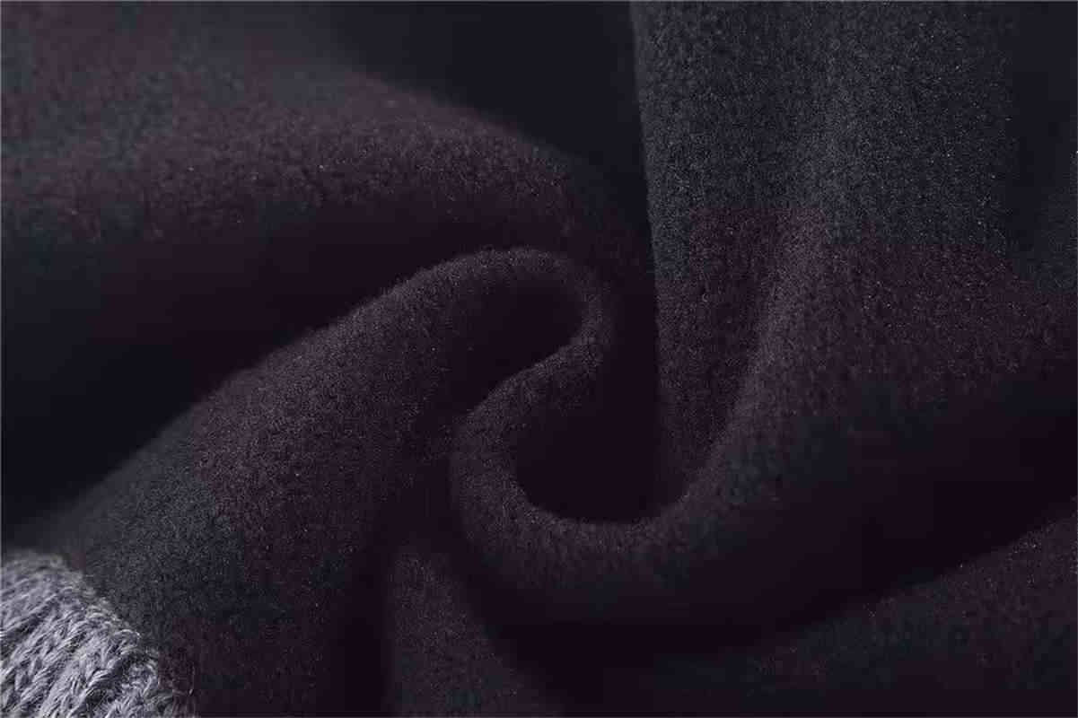 High quality selling Winter beanie men women leisure knitting beanies Parka head cover cap outdoor lovers fashion winters knitted hats skull caps