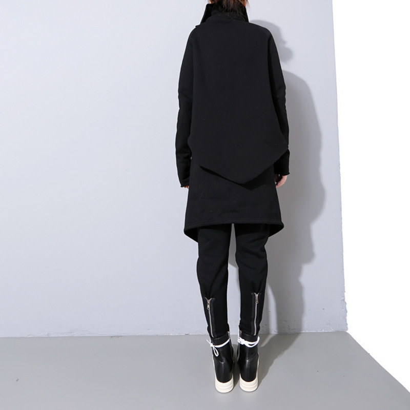 [EAM] New Spring Pullover Turtleneck Collar Full Sleeve Asymmetrical Loose Sweatshirt Women Fashion Tide LJ201130