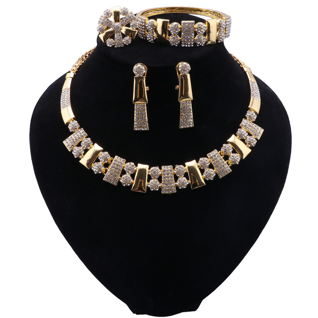 Dubai Gold Color Indian Wedding African Beads Jewelry Set Crystal Jewellry Sets Silver Necklace Bracelet Earring Ring
Dubai Gold Color Indian Wedding African Beads Jewelry Set Crystal Jewellry Sets Silver Necklace Bracelet Earring Ring