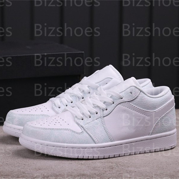 Triple White women Low Casual Shoes White 1s Outdoor Runners Sports Sneakers EUR36-45, 01
Triple White women Low Casual Shoes White 1s Outdoor Runners Sports Sneakers EUR36-45, 01