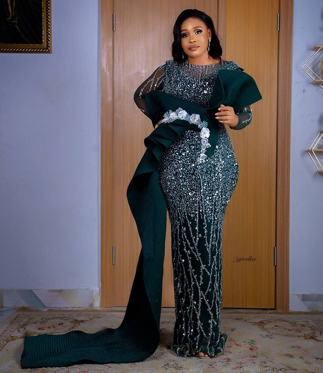 2021 Plus Size Arabic Aso Ebi Luxurious Dark Green Prom Dresses Beaded Sequins Sheath Evening Formal Party Second Reception Gowns Dress ZJ220
