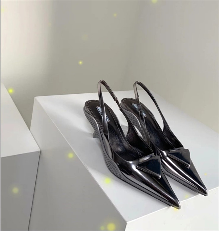 2021 Sexy Pointed Toe Kitten Heel Shoes Women Brand Design Slingback High Heels Sandals Women Dress Party Pumps, White
2021 Sexy Pointed Toe Kitten Heel Shoes Women Brand Design Slingback High Heels Sandals Women Dress Party Pumps, White