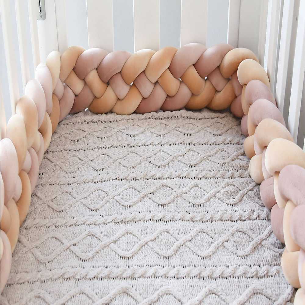 200M Baby Bed Bumper born Crib Bumper 4 Braided Knot Baby Crib Bumper Protector with Pillow CushionCunas Para El Bebe 210812