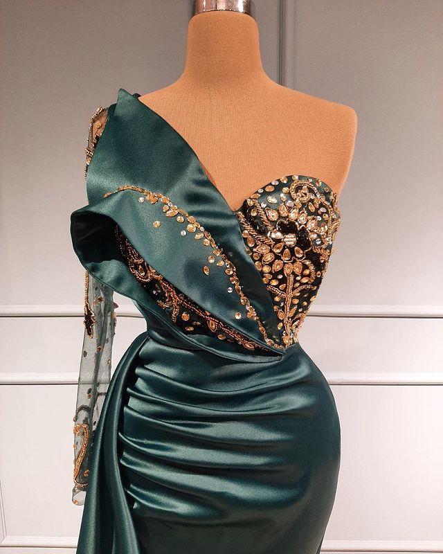 Hunter Green Evening Dresses Mermaid Dubai Plus Size One Shoulder Long Sleeves Crystals Beaded Satin Custom Made Prom Party Gown Formal Ocn Wear Vesti