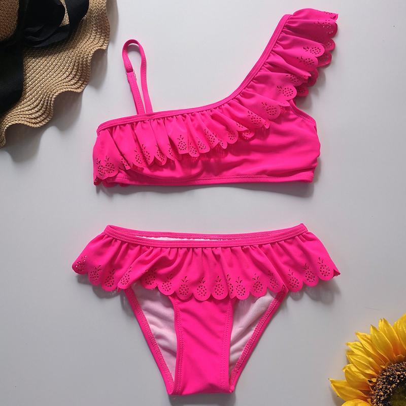 7-14 Years Girl Swimsuit Kids Hollow Out Teenage Girl Bikini Set Ruffle 2 Piece Children's Swimwear Bathing Suit Beachwear
7-14 Years Girl Swimsuit Kids Hollow Out Teenage Girl Bikini Set Ruffle 2 Piece Children's Swimwear Bathing Suit Beachwear