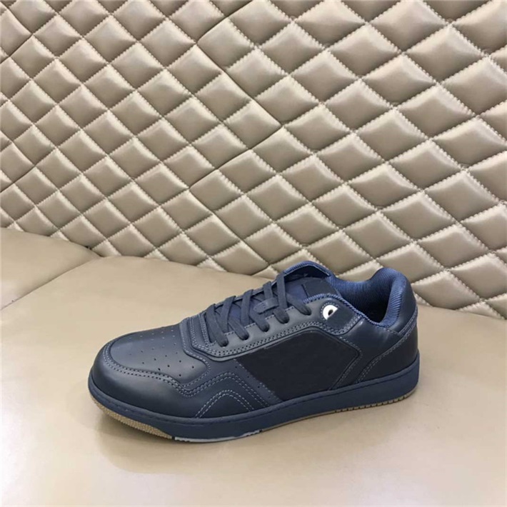 Designer Women Man Casual Shoes Fashion Winter Fall Solid Color Board Shoe Leather Lace Up Sports Trainers Top Quality, Color8
Designer Women Man Casual Shoes Fashion Winter Fall Solid Color Board Shoe Leather Lace Up Sports Trainers Top Quality, Color8