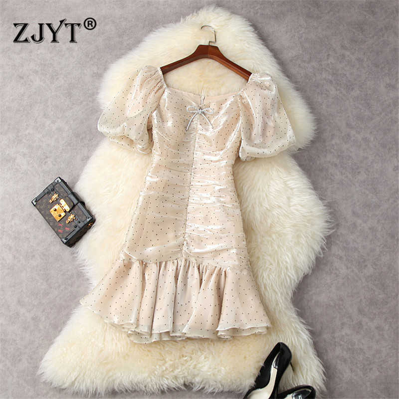 Elegant Women Designer Puff Sleeve Draped Organza Trumpet Prom Party Dress Summer Square Collar Dot Princess Robe Femme 210601, Apricot
Elegant Women Designer Puff Sleeve Draped Organza Trumpet Prom Party Dress Summer Square Collar Dot Princess Robe Femme 210601, Apricot