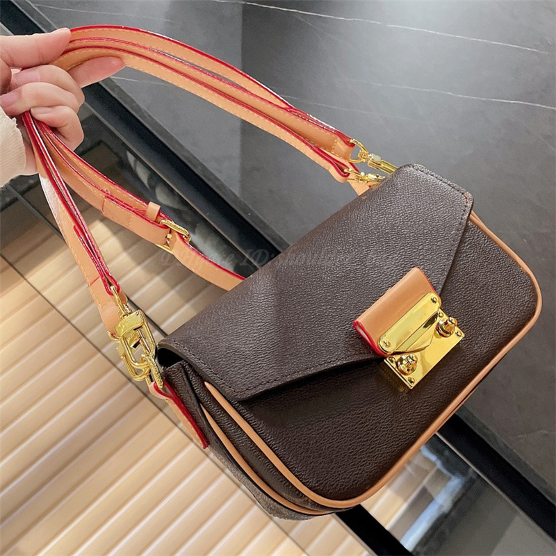 Cosmetic Wallets Handbag Designers Cross Body Shoulder Bag Tote Purses Satchel Underarm Envelope Interior Zipper Pocket Armpit Luxury Women
Cosmetic Wallets Handbag Designers Cross Body Shoulder Bag Tote Purses Satchel Underarm Envelope Interior Zipper Pocket Armpit Luxury Women
