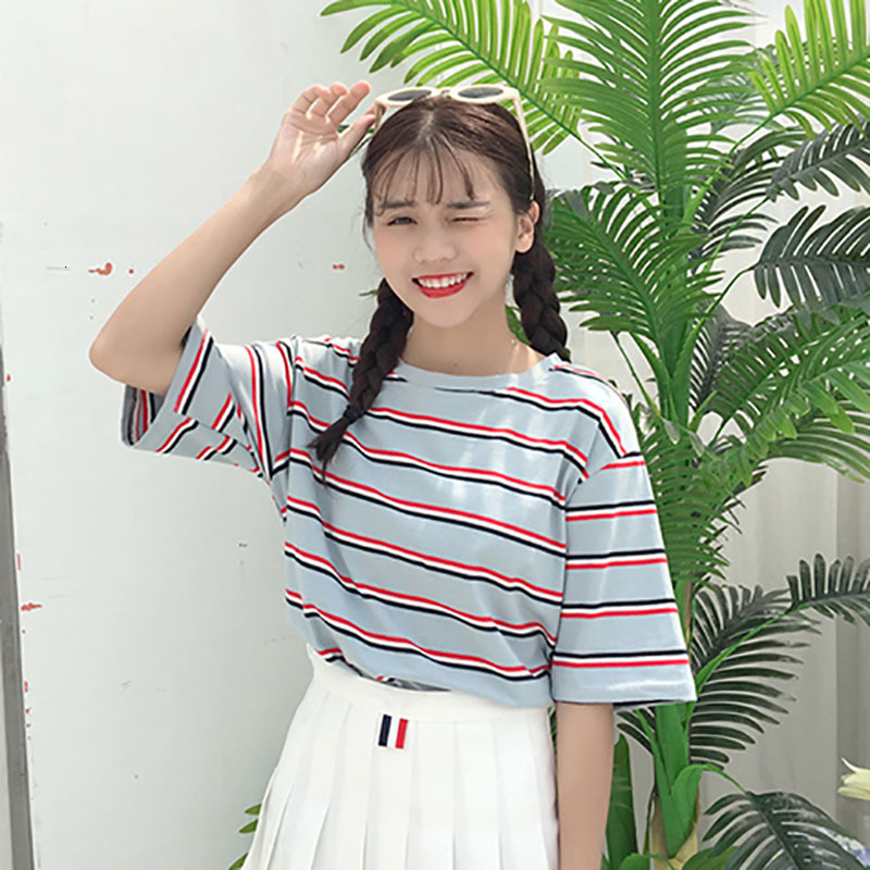 2021 New Ulzzang Harajuku Retro Striped Pink Schoolgirl T-shirt Will See Tops Preppy Sweet Freestyle Women's T-shirts in Fashion 52ct, Blue.
2021 New Ulzzang Harajuku Retro Striped Pink Schoolgirl T-shirt Will See Tops Preppy Sweet Freestyle Women's T-shirts in Fashion 52ct, Blue.