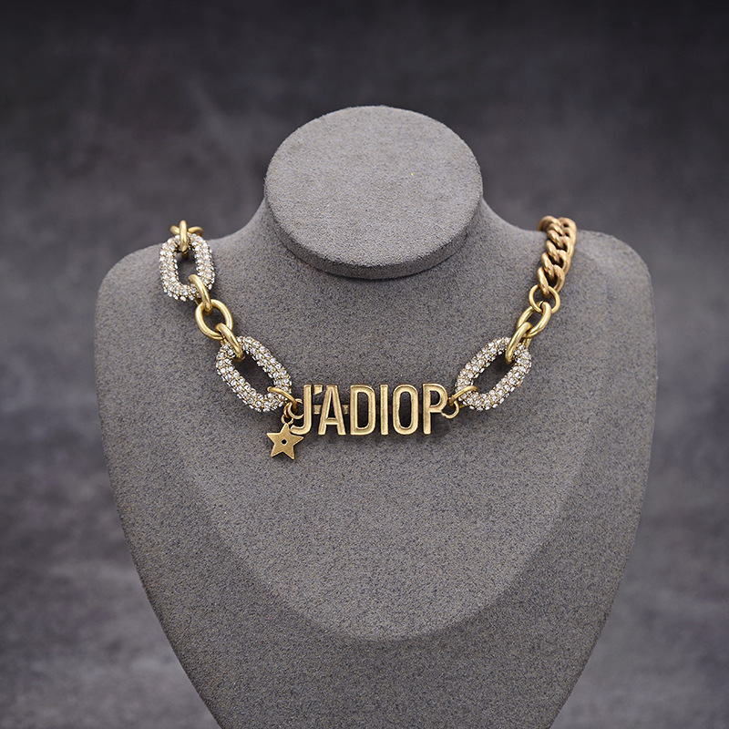 Design jewelry JA made old bronze letter inlaid diamond star Rhinestone lobster buckle Necklace neck chain bracelet 
Design jewelry JA made old bronze letter inlaid diamond star Rhinestone lobster buckle Necklace neck chain bracelet