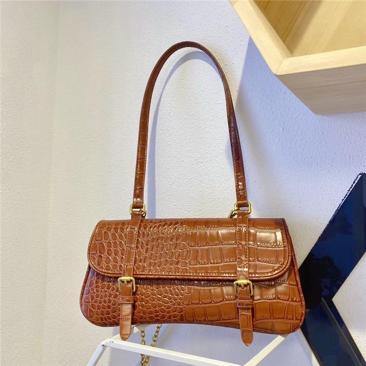 Crocodile Pattern Baguette Women Underarm Bag Portable Chain Shoulder Messenger Bag Tide 2021 New, Black
Crocodile Pattern Baguette Women Underarm Bag Portable Chain Shoulder Messenger Bag Tide 2021 New, Black