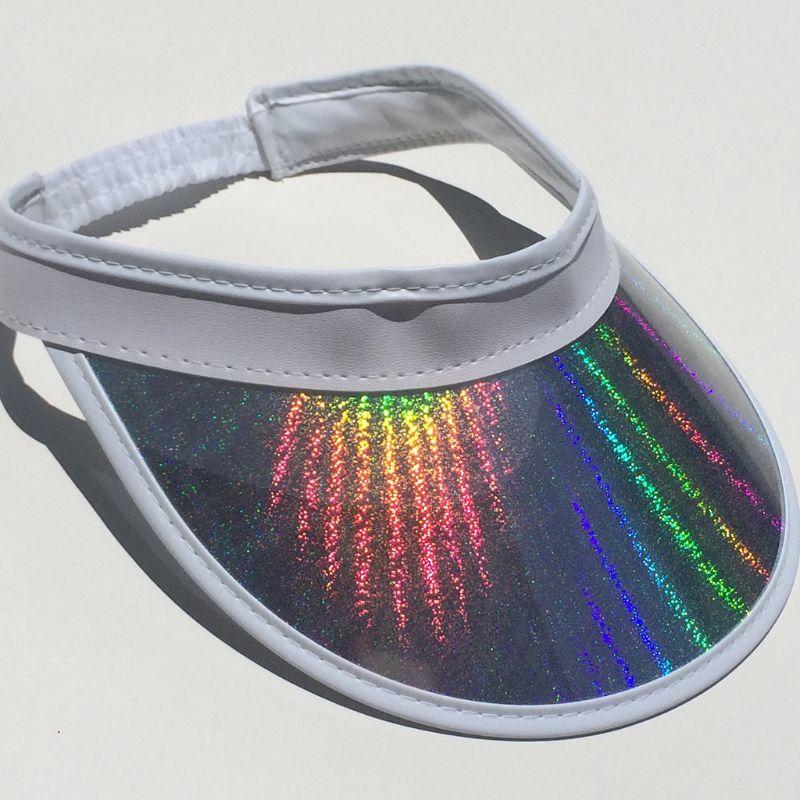Stingy Brim Hats Women Girls Summer Metallic Hologram Colored Plastic Wide Curved Sun Visor Hat Elastic Strap Back Hip Hop Empty Top Sunshad
Stingy Brim Hats Women Girls Summer Metallic Hologram Colored Plastic Wide Curved Sun Visor Hat Elastic Strap Back Hip Hop Empty Top Sunshad