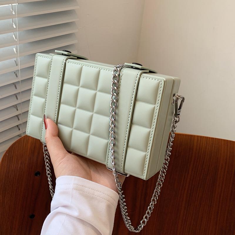 Chocolate block design women's shoulder bag summer fresh solid color rectangular box purse fashion cross body bags, White with black
Chocolate block design women's shoulder bag summer fresh solid color rectangular box purse fashion cross body bags, White with black