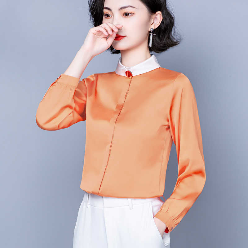 Korean Silk Women Shirts Long Sleeve Blouses Office Lady Satin White Shirt Tops Plus Size Blusas Femininas Elegante 210531