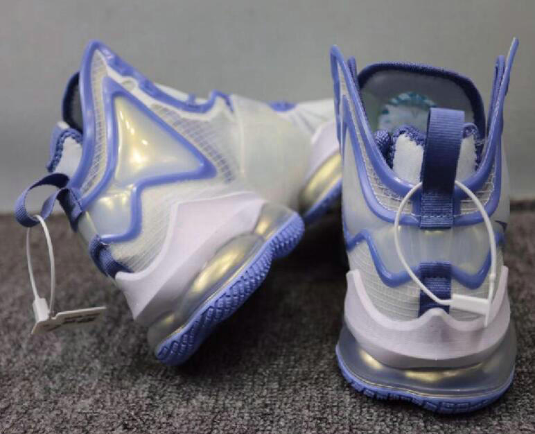 James Basketball Shoes 23 Player 19 19s Play For The Future Kylian Mbappe Graffiti Blue Tint Reflections Flip Gang Sisterhood Night 2022 Men Baskets Sneakers a31
James Basketball Shoes 23 Player 19 19s Play For The Future Kylian Mbappe Graffiti Blue Tint Reflections Flip Gang Sisterhood Night 2022 Men Baskets Sneakers a31