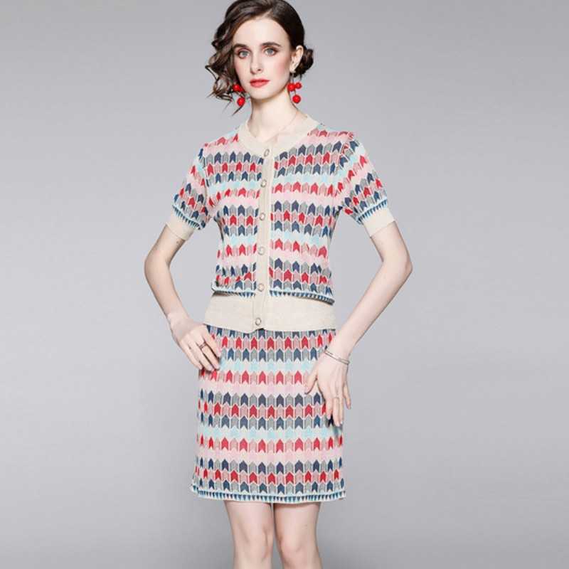 2 Piece Set Summer Vintage Women Fashion Knitted Geometry Short Sleeve Cardigan Top + Mini Skirt Outfits 210526, Photo color
2 Piece Set Summer Vintage Women Fashion Knitted Geometry Short Sleeve Cardigan Top + Mini Skirt Outfits 210526, Photo color
